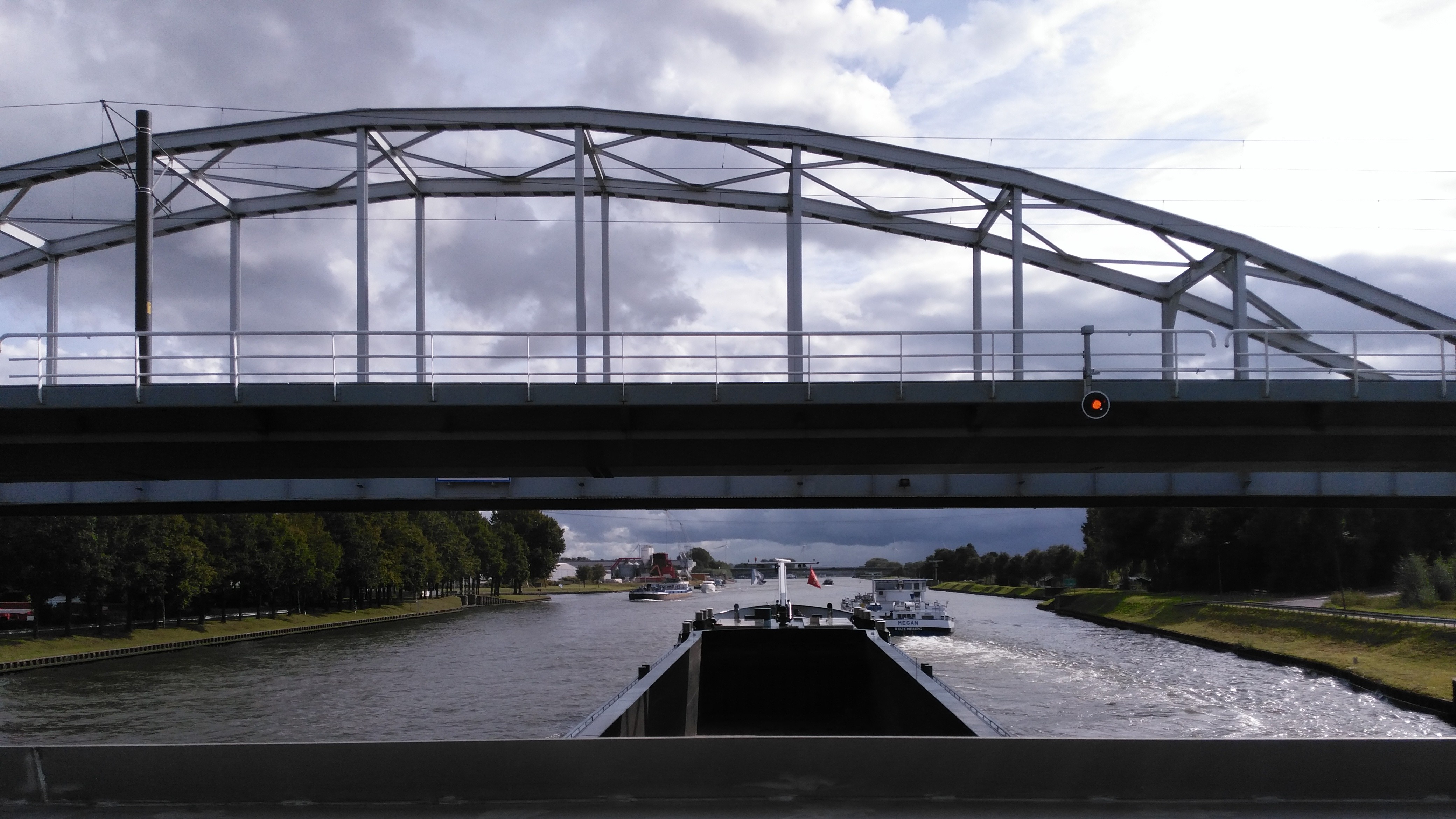 Scheepvaart Amsterdam Rijnkanaal